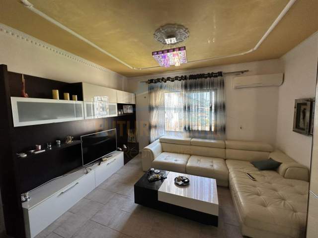 Tirane, shitet apartament 1+1 Kati 3, 74 m² 75.000 Euro (Misto Mame)