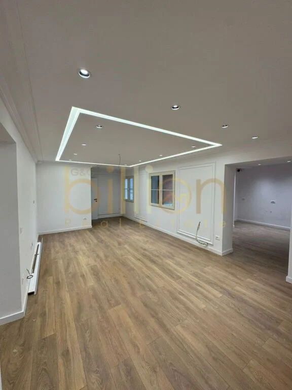 Tirane, jepet me qera ambjent biznesi Kati 2, 145 m² 1.300 € (Shkolla Baletit, Tirana, Albania)
