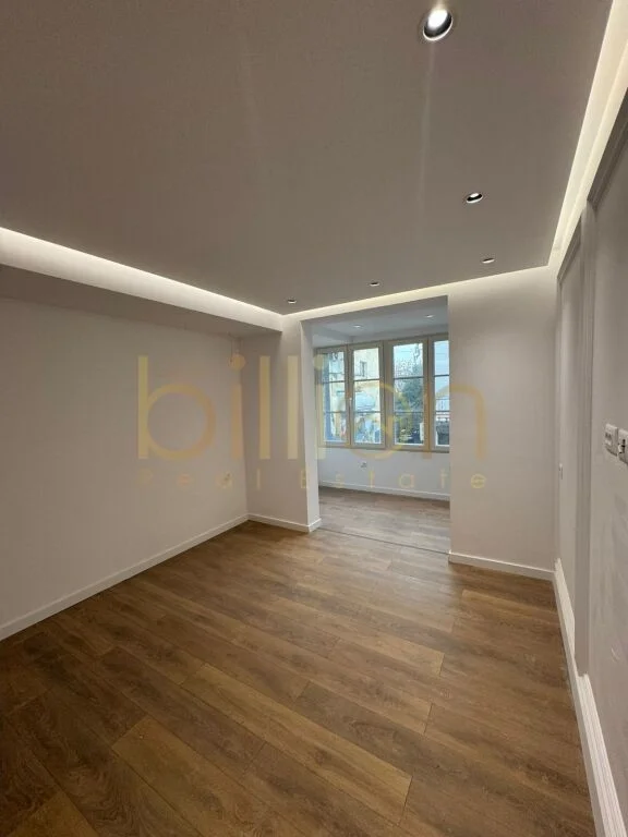 Tirane, jepet me qera ambjent biznesi Kati 2, 145 m² 1.300 € (Shkolla Baletit, Tirana, Albania)