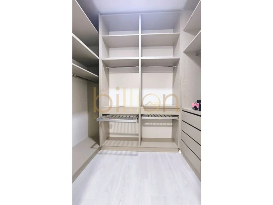 Tirane, jepet me qera apartament 1+1 Kati 3, 65 m² 600 € (Astir)