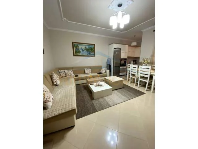 Tirane, shitet apartament 2+1+BLK Kati 4, 97 m² 160.000 Euro (Selite)