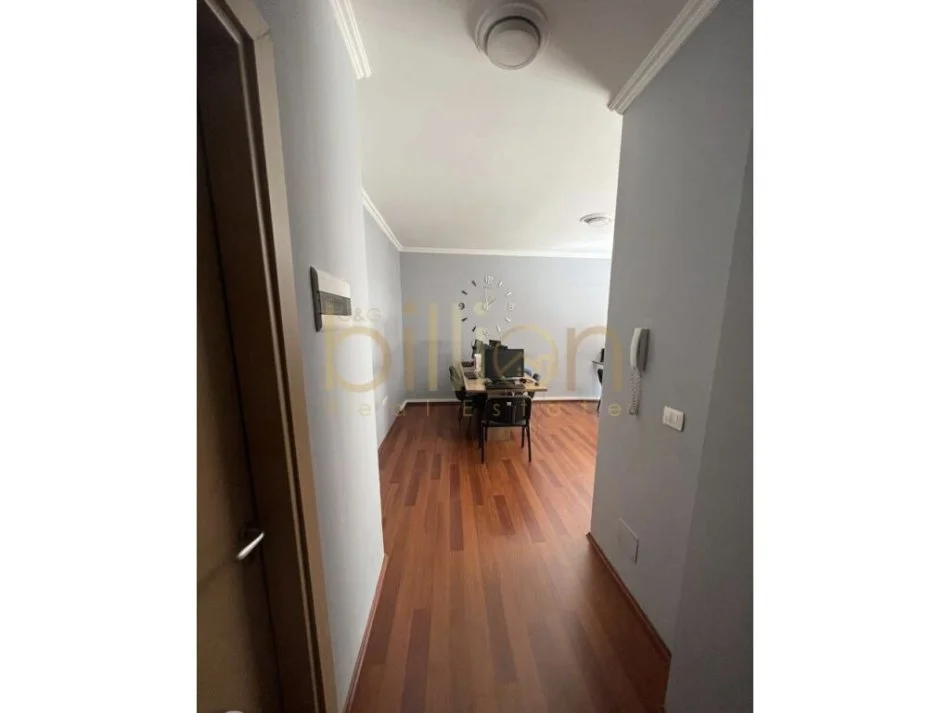 Tirane, jepet me qera ambjent biznesi Kati 1, 130 m² 1.200 € (Concord Center, Rruga 5 Maji)