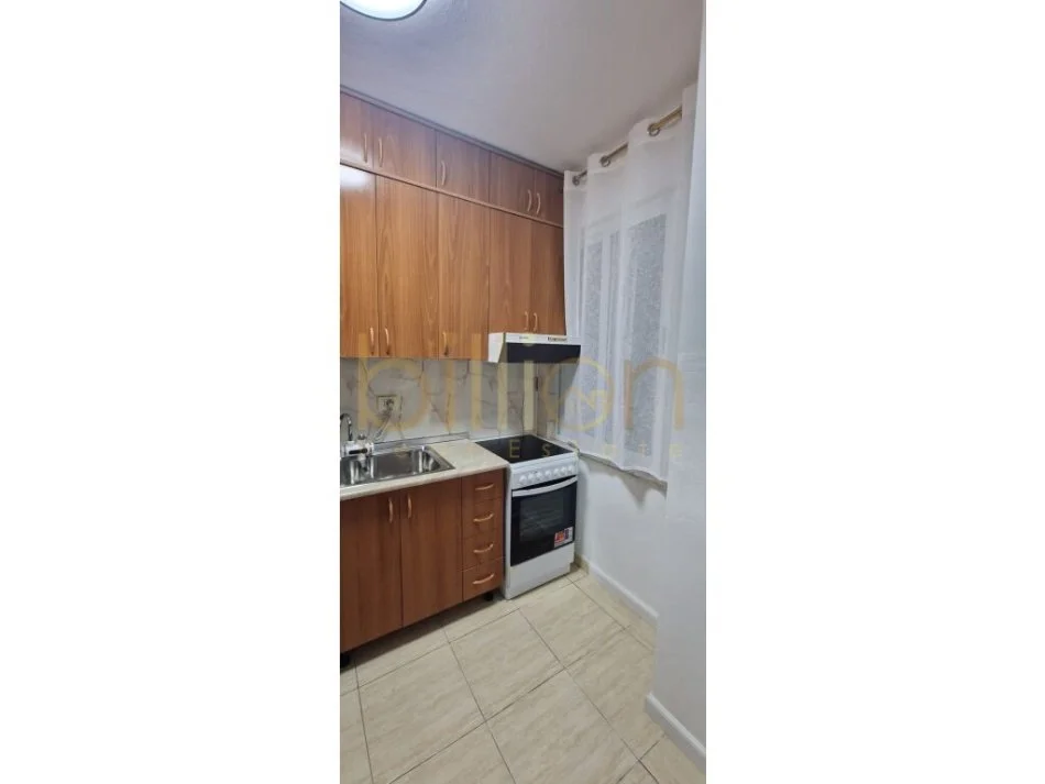 Tirane, jepet me qera apartament 1+1 Kati 3, 63 m² (KOMUNA E PARISIT, Tirana, Albania)