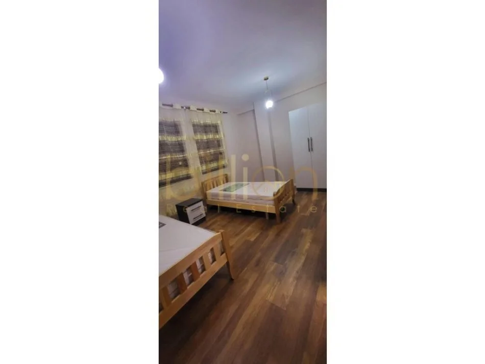 Tirane, jepet me qera apartament 2+1 Kati 4, 103 m² 800 € (Myslym Shyri, Tirana, Albania)