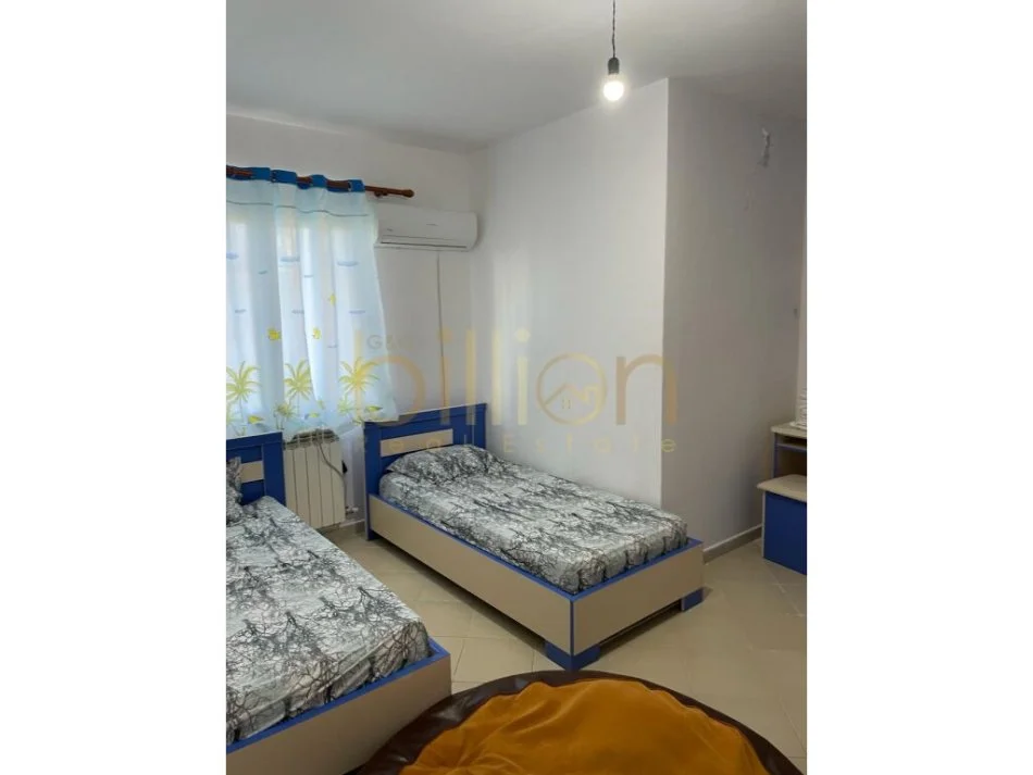 Durres, shitet apartament 2+1 , 230 m² 130.000 € (Shkembi i Kavajes, Durrës, Albania)