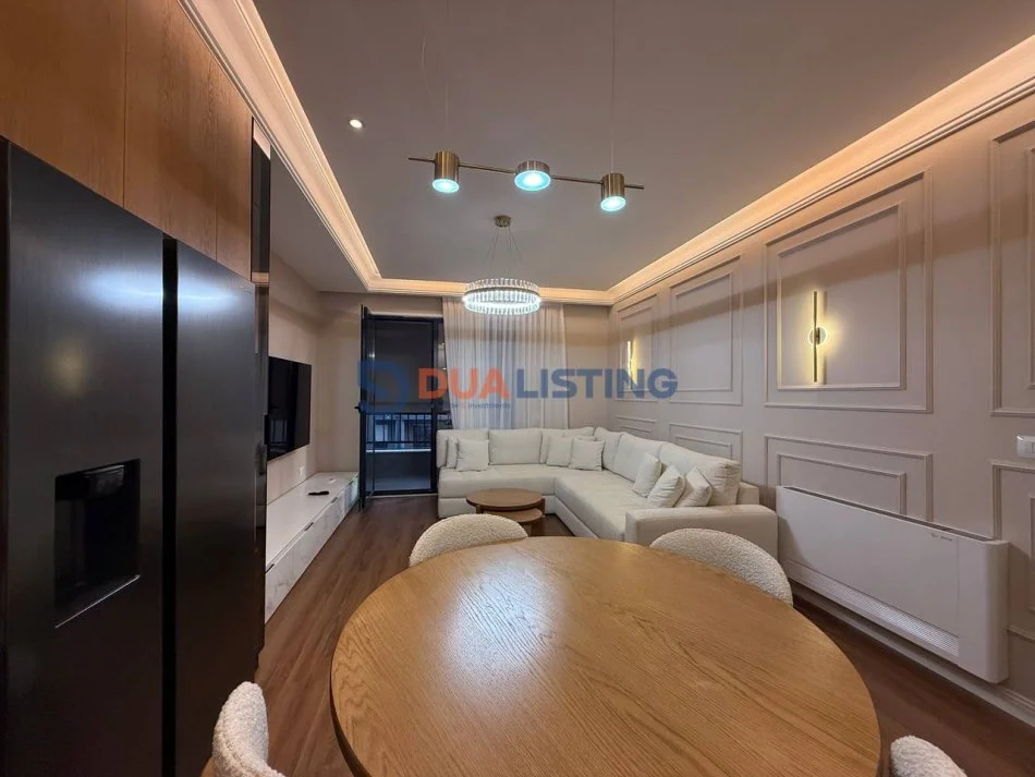 Tirane, jap me qera apartament 2+1 Kati 2, 100 m² 750 € (kinostudio)