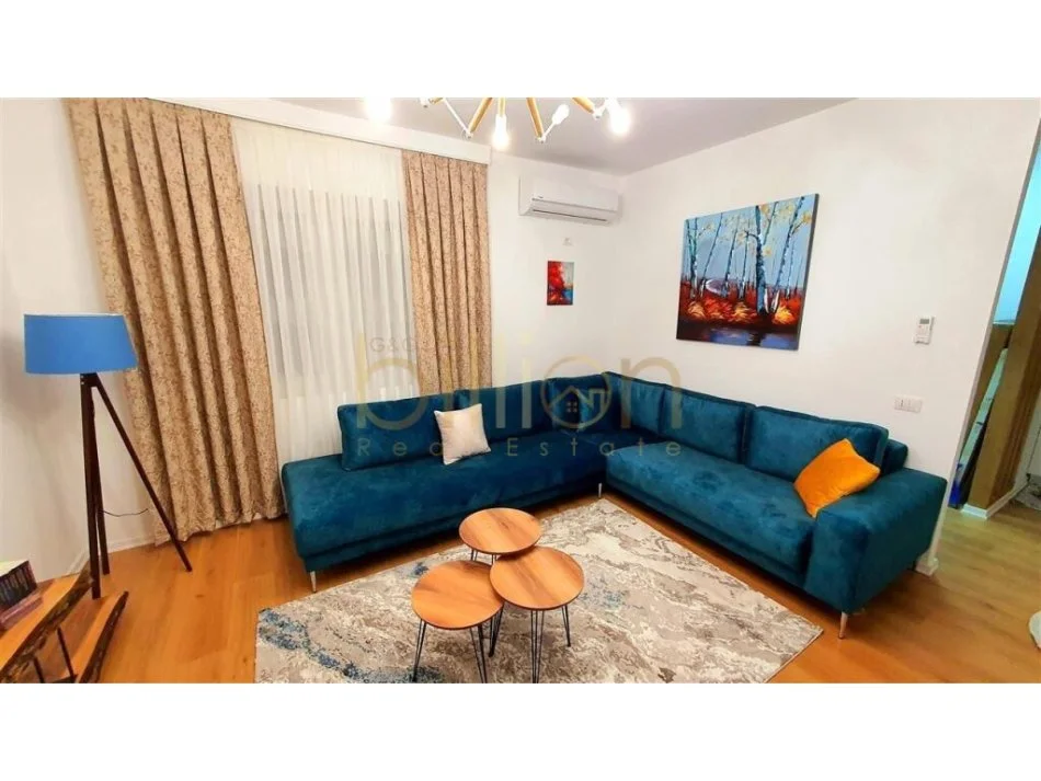 Tirane, shitet apartament 2+1+Ballkon Kati 1, 102 m² 150.000 € (Rruga: Pano Lula, Tirana, Albania)