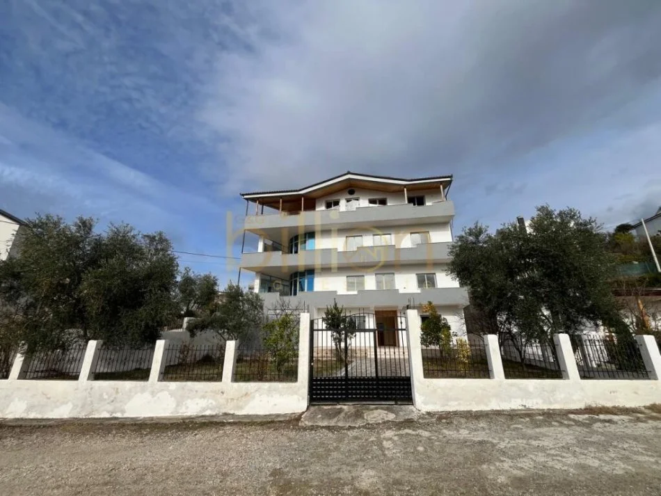 Tirane, shitet Vile 3 Katshe , 637 m² 399000 € (Tufine, Tirana, Albania)