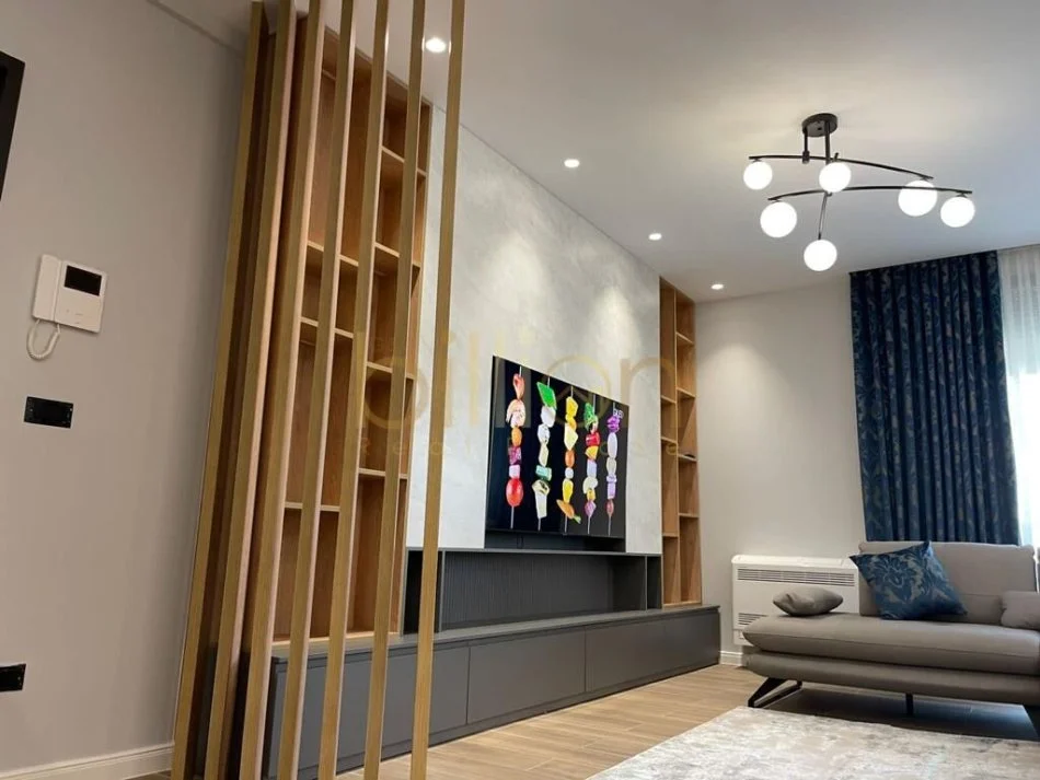 Tirane, jepet me qera apartament 2+1 , 100 m² 1.500 € (Qendra Tregetare TEG, Tirana, Albania)