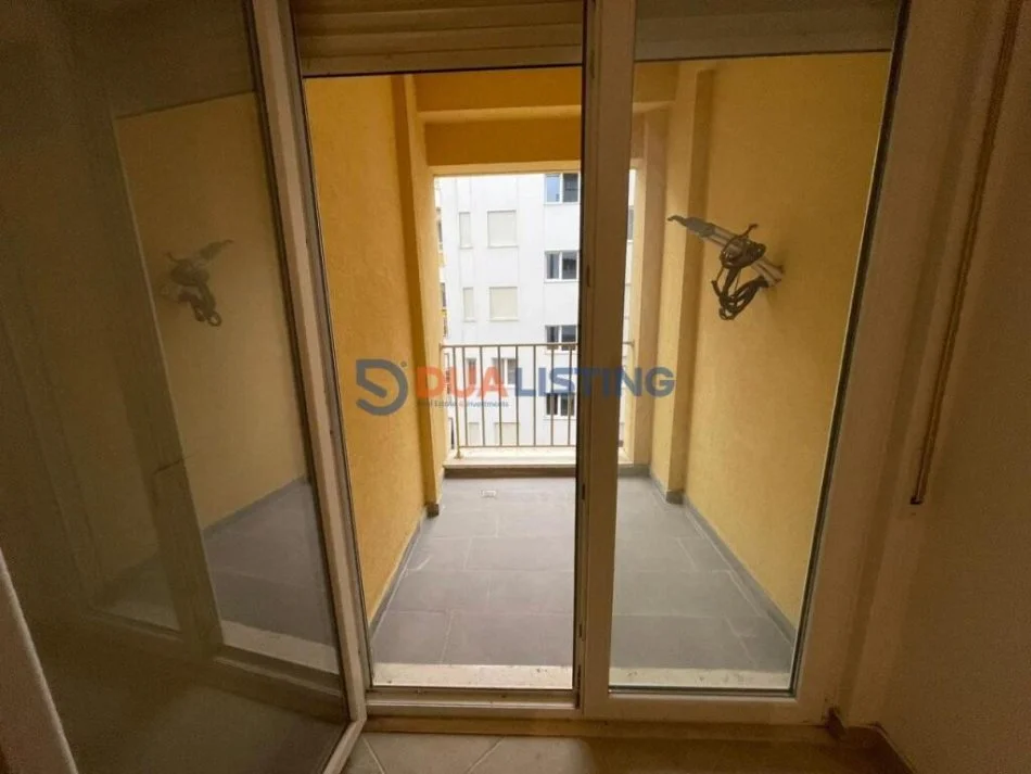 Tirane, shitet apartament 2+1 Kati 3, 102 m² (Residenca Euro 3D)