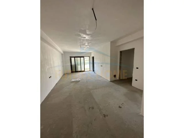 Tirane, shitet apartament 3+1+BLK Kati 7, 314 m² 600.000 Euro (kopshti botanik)