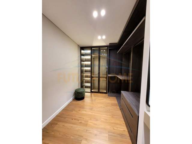 Tirane, jepet me qera Vile 5+1+BLK Kati 0, 180 m² 3.500 Euro (Mandarine Drive,TEG)