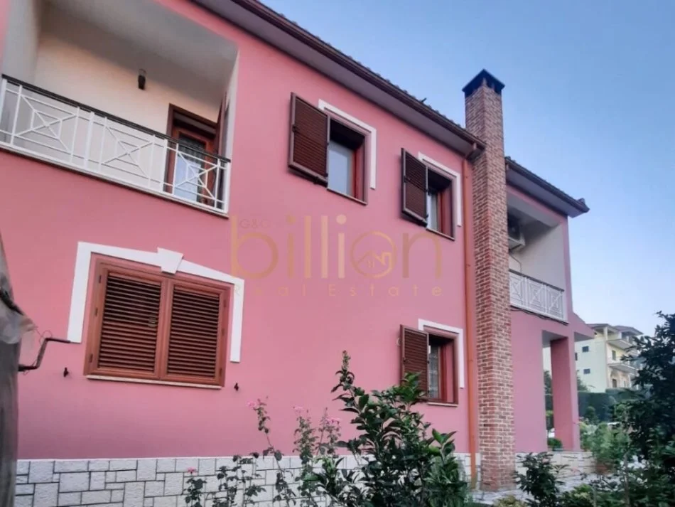 Tirane, jepet me qera Vile 2 Katshe , 288 m² 1.400 € (Ndroq, Tirana, Albania)