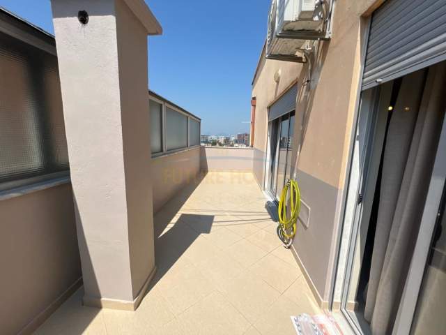 Tirane, jepet me qera apartament 2+1+BLK Kati 7, 114 m² 650 Euro (parku)