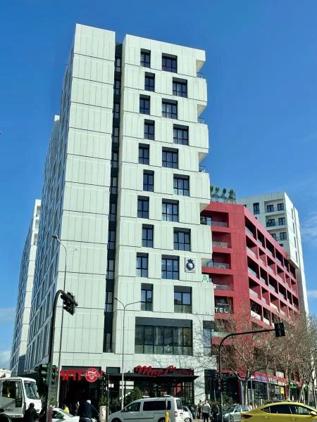 Tirane, shitet apartament 2+1 Kati 1, 113 m² 270.000 € (RRUGA E DIBRES,FARMACIA 10)