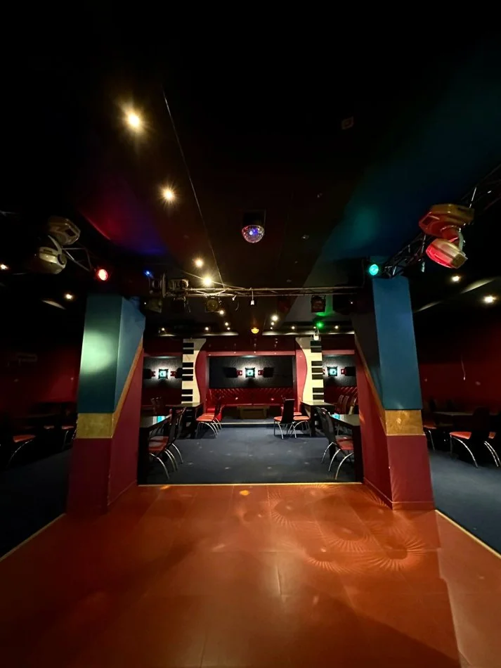 Tirane, shitet ambjent biznesi Kati 0, 162 m² 170.000 € (Rruga Riza Cerova)