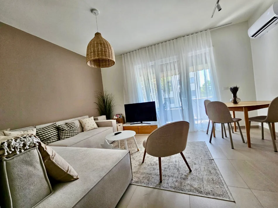 Durres, shitet apartament 1+1+Aneks , 62 m² 220.000 € (Gjiri Lalzit)