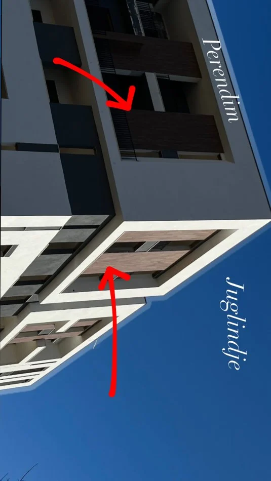 Tirane, shes apartament 2+1+Ballkon Kati 4, 100 m²