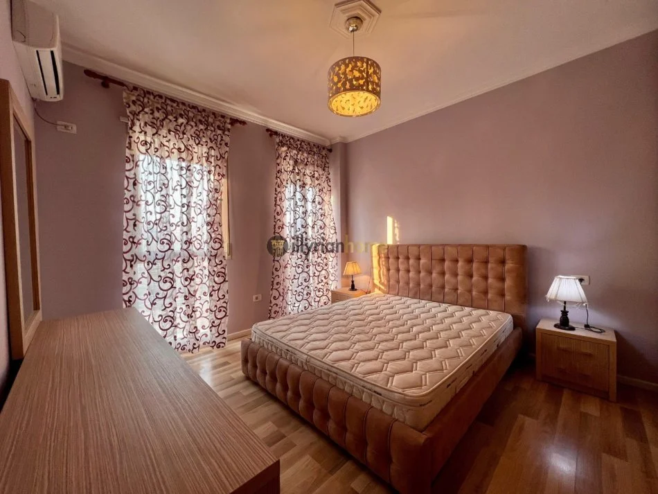 Tirane, jepet me qera apartament 1+1 Kati 6, 76 m² 700 € ("Pazari i Ri", Tiranë)