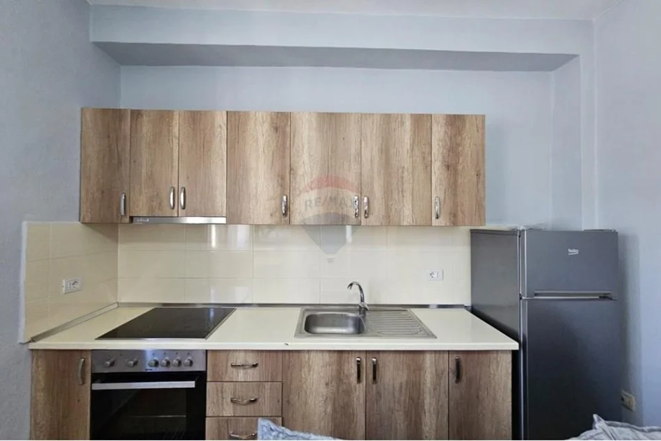 Tirane, jepet me qera , 80 m² 400 € (Siri Kodra)