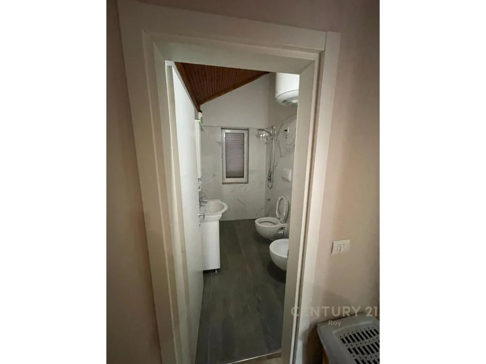 Durres, shes Vile 4+1 Kati 2, 114 m² 360.500 € (Golem)