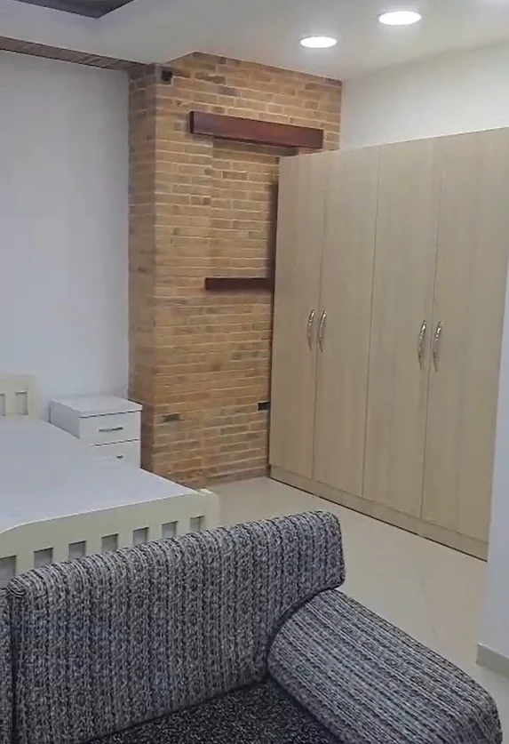 Tirane, jepet me qera garsonier Kati 1, 50 m² 300 € (Porcelan)