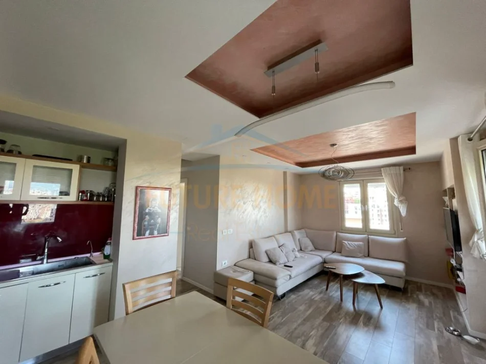 Tirane, shes apartament+verande | Penthouse 3+1+Ballkon Kati 7, 310.000 € (kopshti botanik)