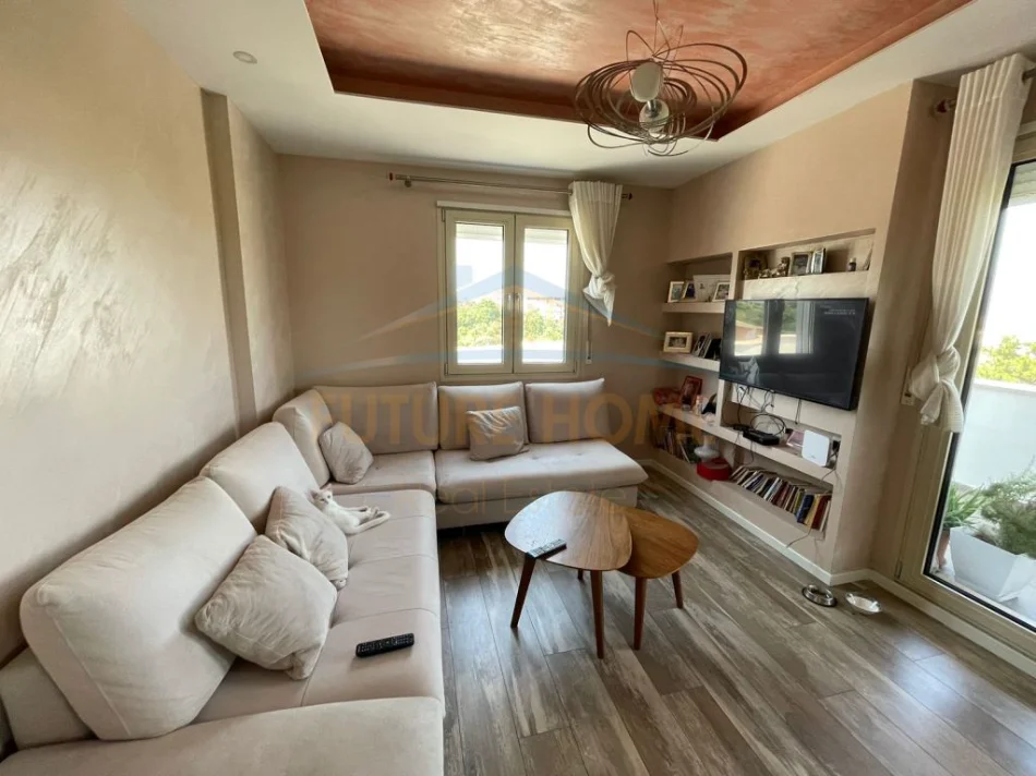 Tirane, shes apartament+verande | Penthouse 3+1+Ballkon Kati 7, 310.000 € (kopshti botanik)