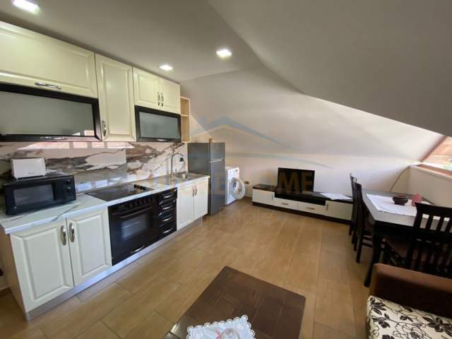 Tirane, jepet me qera apartament Kati 3, 78 m² 350 Euro (Sauk)