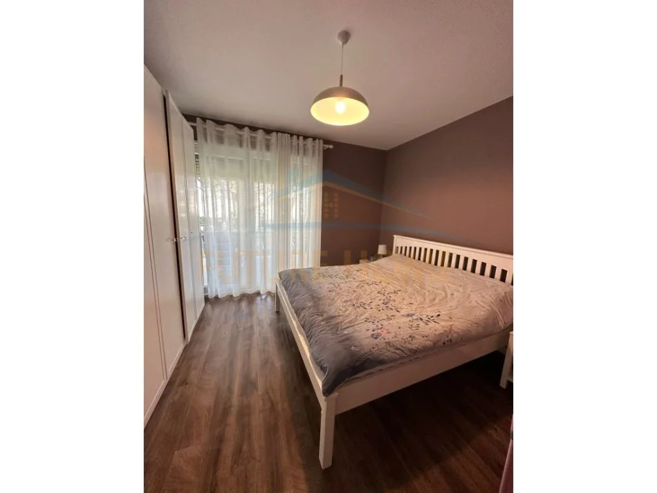 Durres, shitet Vile 2 Katshe , 259 m² 450.000 € (Gjiri Lalzit, Durrës)