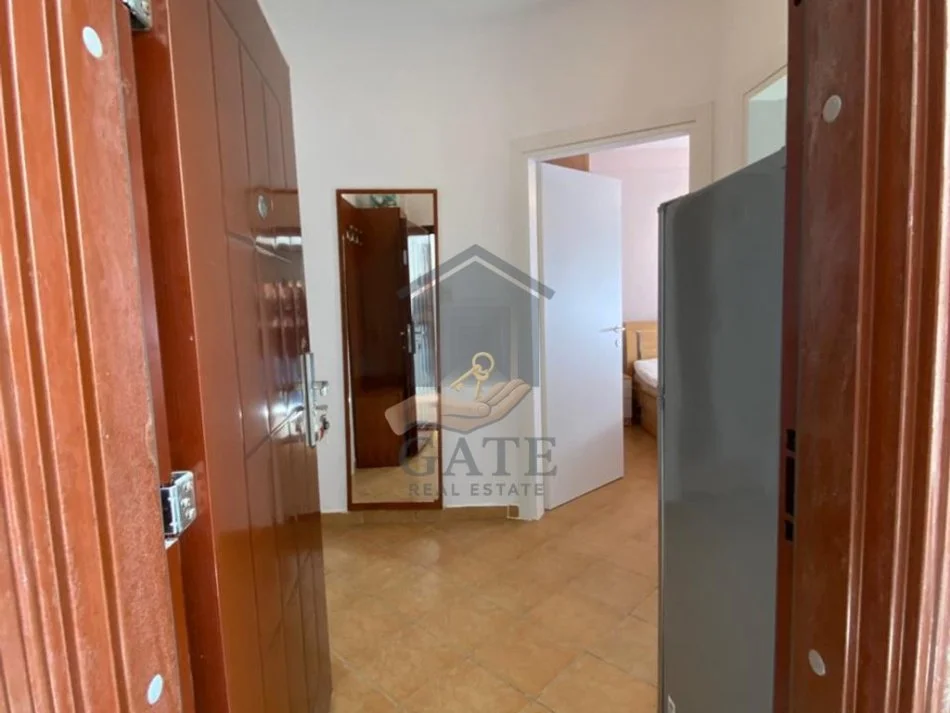 Durres, jepet me qera apartament 1+1 Kati 3, 60 m² 300 € (Golem)