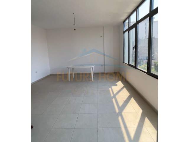 Durres, shes apartament 2+1 Kati 2, 95 m² 50.000 Euro (Shijak,Durrës)