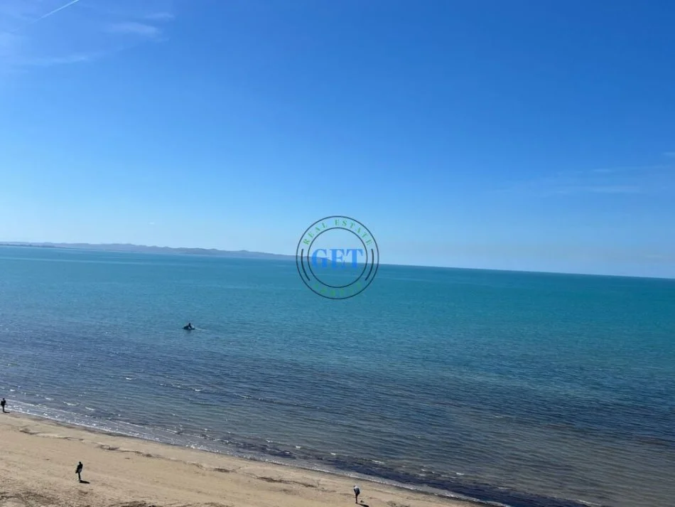 Shitet Apartament 2+1 vija e pare me detin,Plazh,Durres