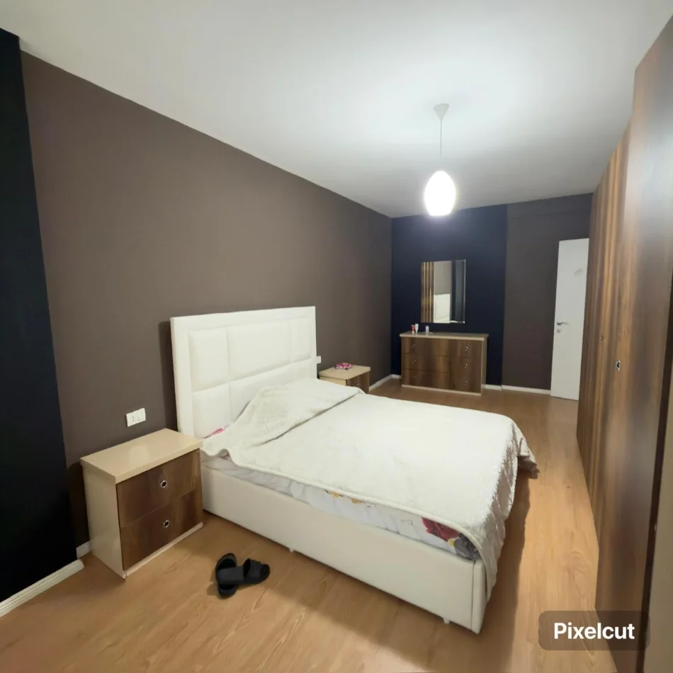 Tirane, jepet me qera apartament 2+1 Kati 2, 108 m² 600 € 