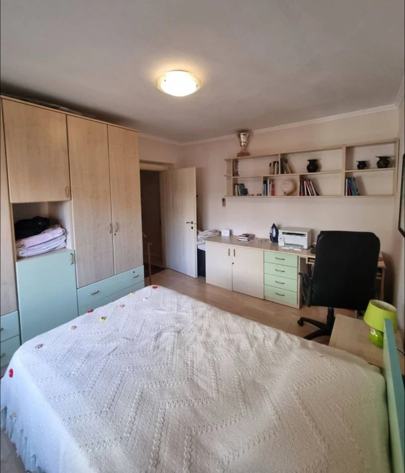 jepet me qera apartament 2+1 Myslym Shyr , 700 € (astir)