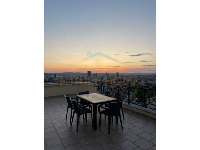 Tirane, jepet me qera apartament Kati 4, 200 m² 800 Euro (rruga pjeter budi)