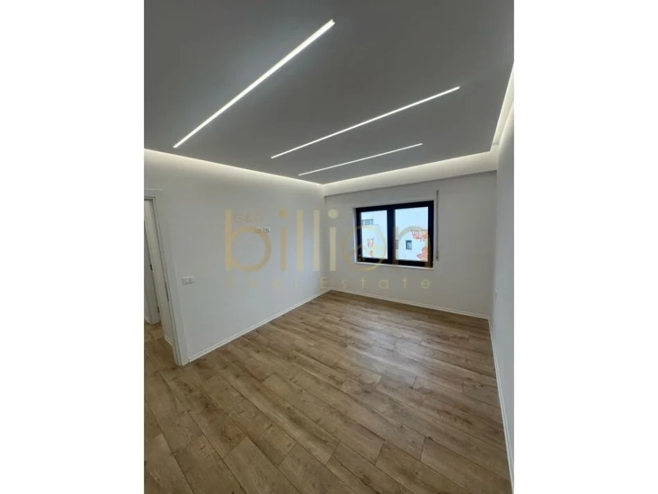 Tirane, shitet apartament 1+1 Kati 4, 65 m² 144.000 € (Kodra e Diellit, Tirana, Albania)