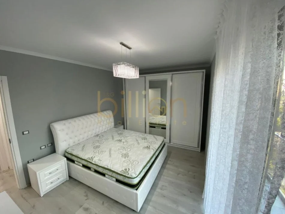 Tirane, jepet me qera apartament 1+1 Kati 6, 105 m² 700 € (Don Bosco, Tirana, Albania)