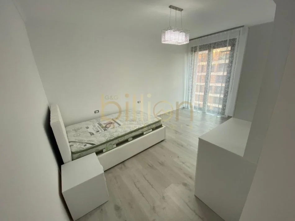 Tirane, jepet me qera apartament 1+1 Kati 6, 105 m² 700 € (Don Bosco, Tirana, Albania)