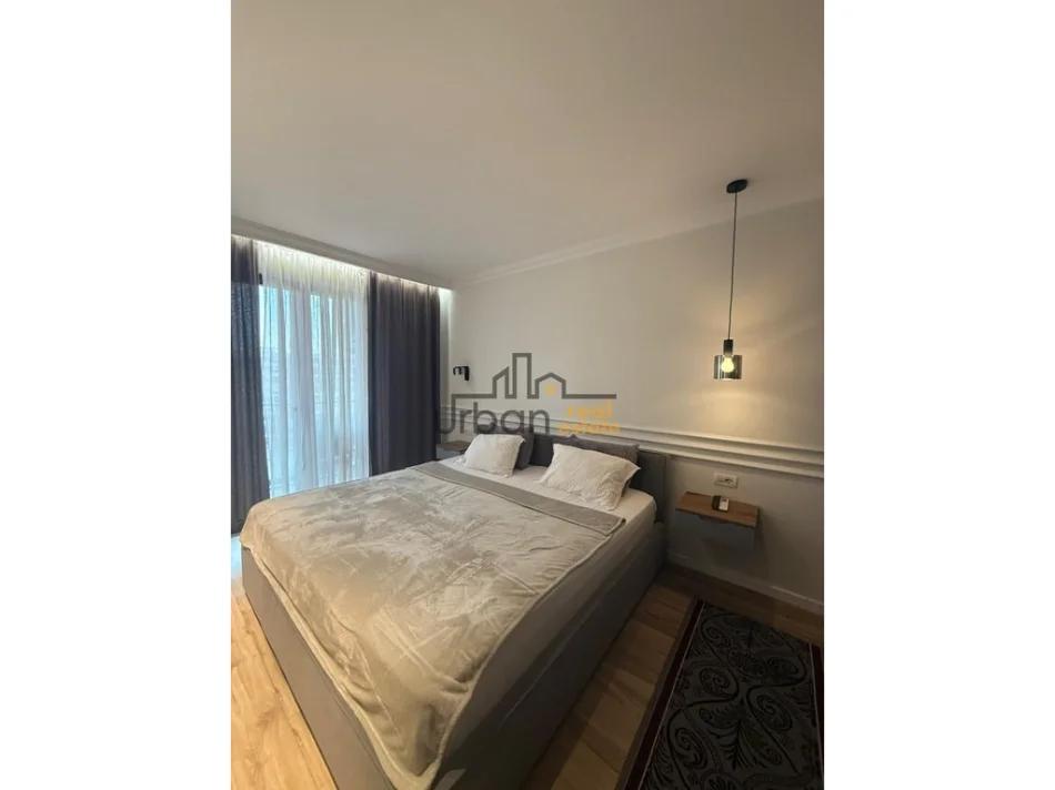 Tirane, shitet apartament 1+1+Aneks+Ballkon Kati 7, 65 m² 150.000 € (Pallati e Eglos)