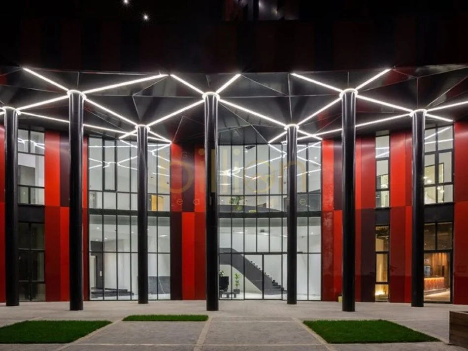 Tirane, shitet apartament 2+1 Kati 7, 147 m² (Rruga Elbasanit, Tirana, Albania)