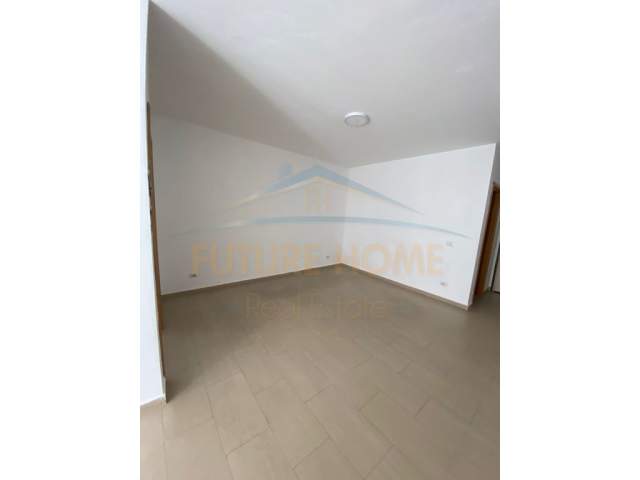 Tirane, jepet me qera apartament 1+1+BLK Kati 2, 73 m² 450 Euro (don bosko)
