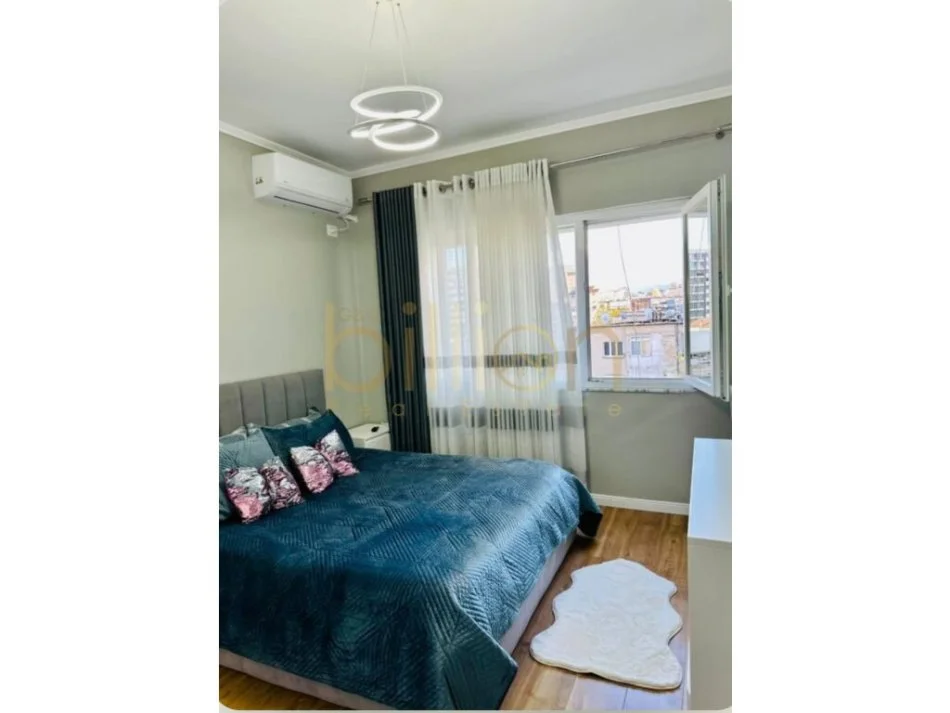 Tirane, shitet apartament 1+1 Kati 4, 126 m² 240.000 € (Brryli, Tirana, Albania)