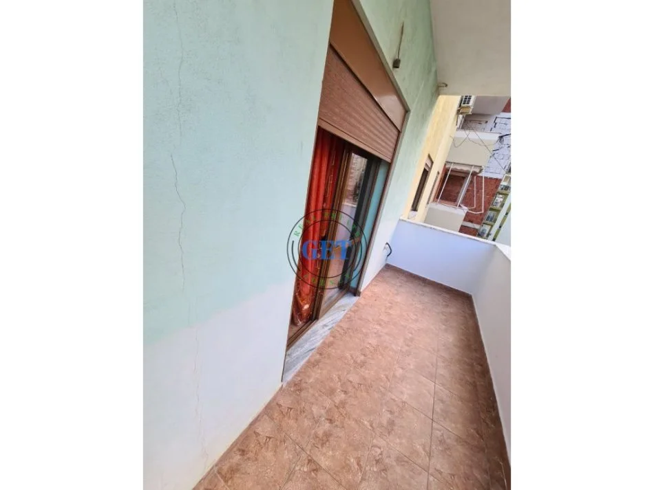 Durres, jepet me qera apartament 2+1+Ballkon Kati 2, 68 m² 350 € (Plazh Iliria)