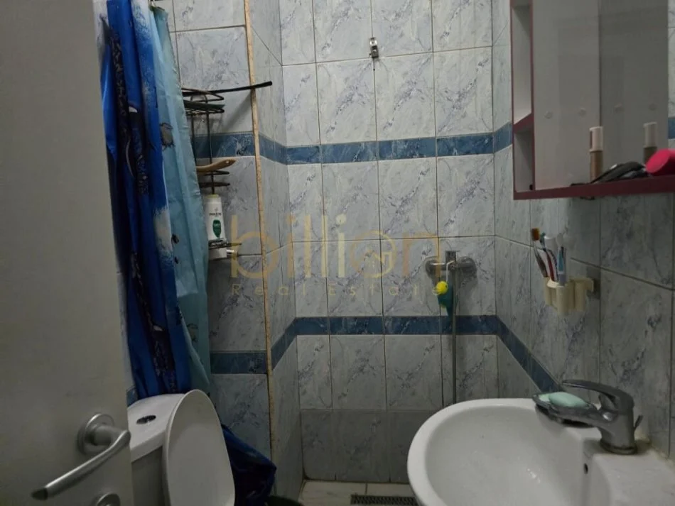 Tirane, shitet apartament 1+1 Kati 7, 50 m² 60.000 € 