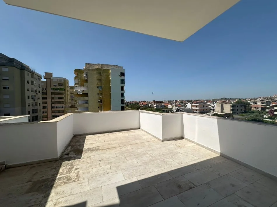 Durres, shitet apartament 1+1+Ballkon Kati 3, 79 m² 76.000 € 