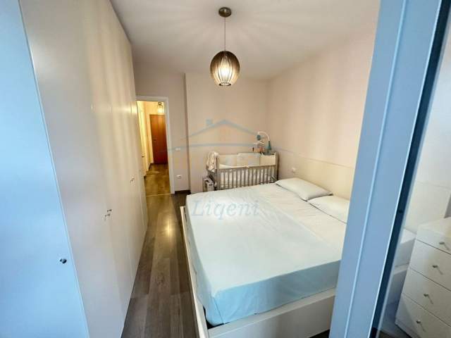 Tirane, shitet apartament Kati 4, 74 m² 120.000 Euro (Liqeni i Thate, Rruga Peti, Kompleksi Beta)