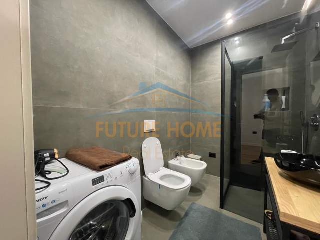 Tirane, jepet me qera 2+1+BLK Kati 9, 1.300 Euro