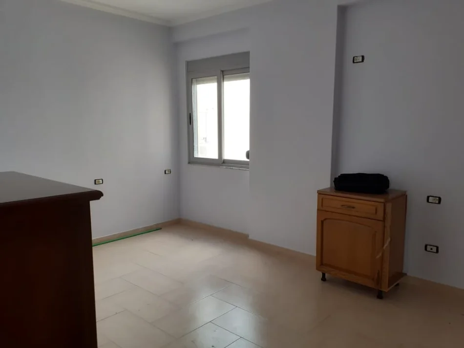 Tirane, shitet apartament 2+1 Kati 3, 107 m² 183.340 € 