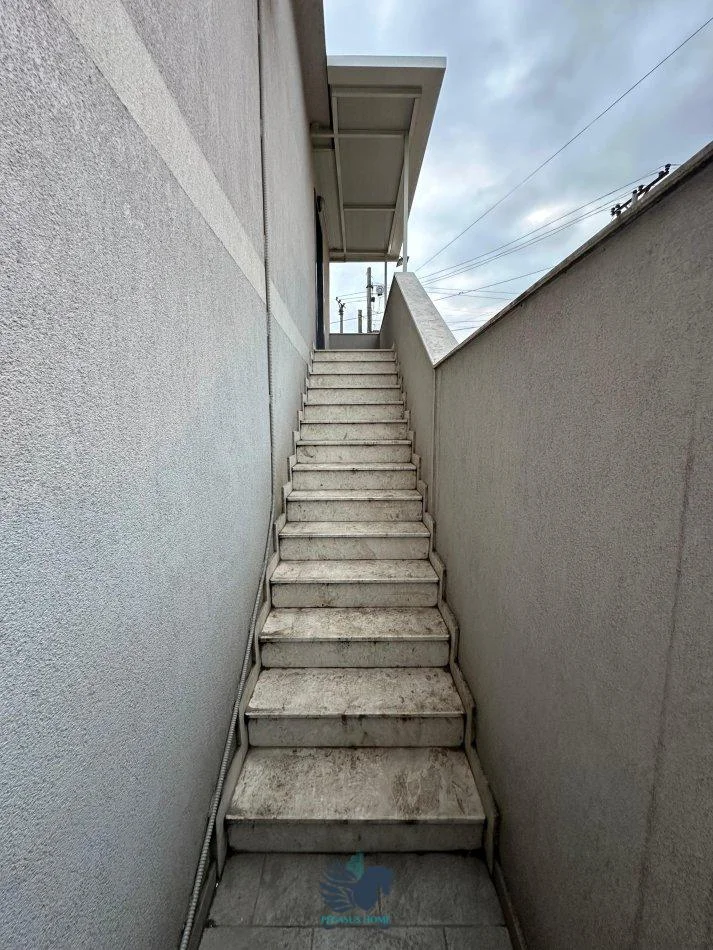 Shitet Apartament 3+1 Ne Don Bosko [ID P36]